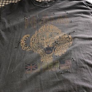 URBAN OUTFITTERS OVERSIZED GRAPHIC TEE 30$